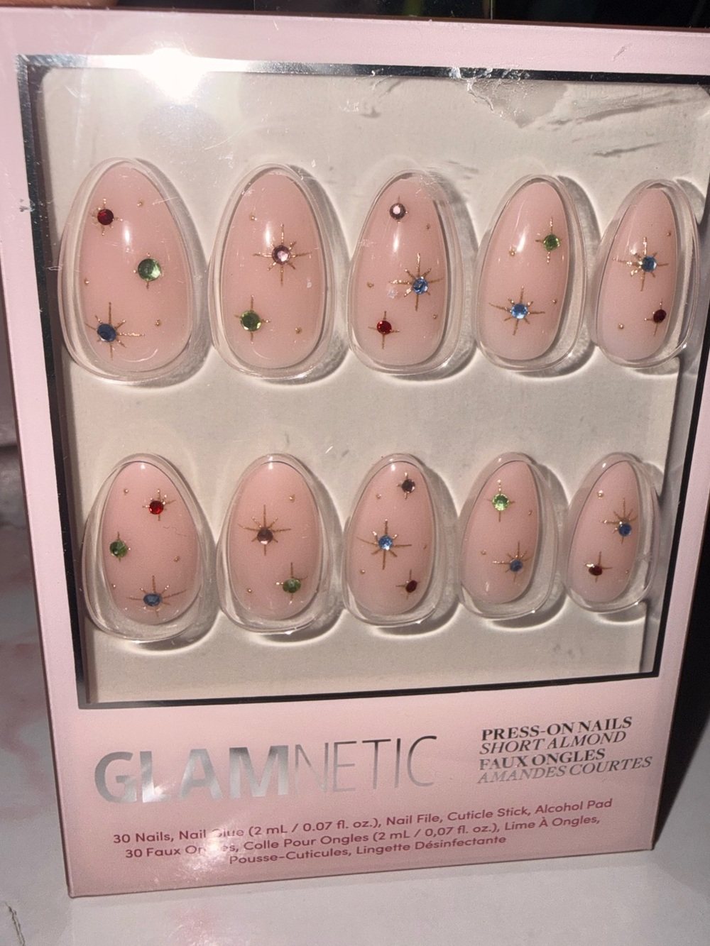 Glamnetic “North Star” Star Accents Short Almond Press-On Nails